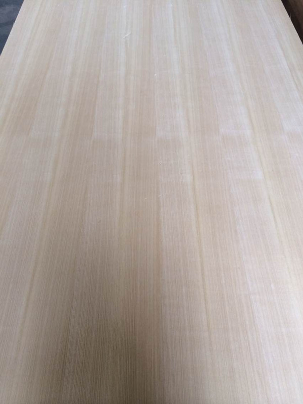 AAA Grade 1200mm2800mm Length Fresh Plywood Veneer Sheets Quarter Sawn