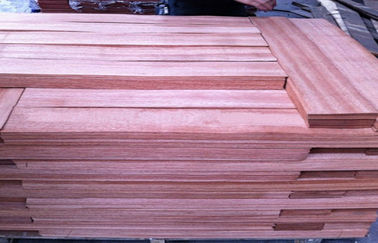 Sliced Cut Natural Red Sapele Wood Veneer Flooring Sheet For Furniture