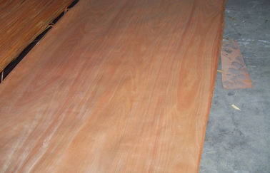 Natural Yellow Okoume Rotary Cutting Wood Veneer For Surface Of Furniture