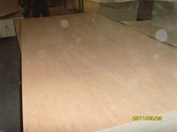 Natural Yellow Okoume Veneer , 0.20 mm - 0.60 mm Rotary Cut Veneer