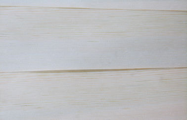 0.45 mm Yellow Pine Quarter Cut Veneer With Fine Straight Grain