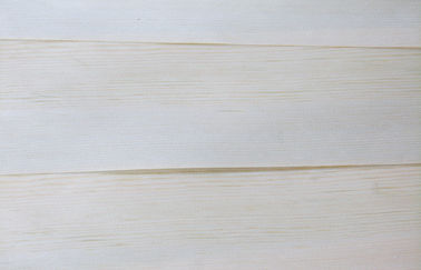 0.45 mm Yellow Pine Quarter Cut Veneer With Fine Straight Grain