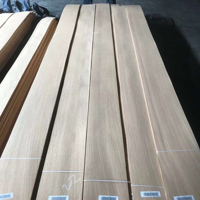 Smoked/Fumed White Oak Veneer Sheets Quarter Cut For Hotel Decoration