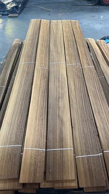 Smoked/Fumed Eucalyptus Wood Quarter Cut Veneer Sheets For Decoration