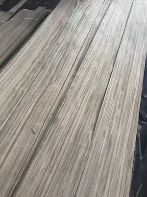 Natural Dark Color American Walnut Crown Cut / Plain Cut  Veneer Sheet For Plywood