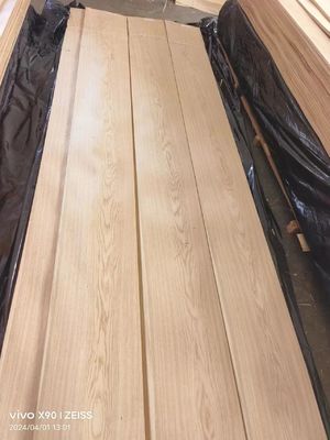 Natural Sliced Cut European White Oak Crown Cut Veneer Sheet For Plywood