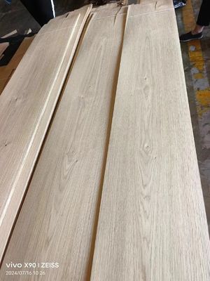 Best Quality Natural Sliced Cut Rustic Oak Veneer Sheet For Decoration