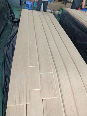 American White Oak Quarter Cut Veneer Sheets With 0.5mm Thickness For Plywood