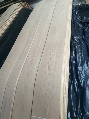 High Quality American White Oak Veneer Sheets Crown Cut For Plywood