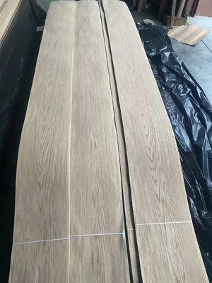 High Quality American White Oak Veneer Sheets Crown Cut For Plywood