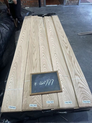 Create a Luxurious Cabinetry Look with Natural Red Oak Crown Cut Veneer's Smooth Texture