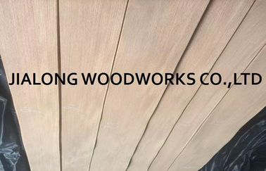 Quarter Cut Natural Red Oak Veneer Sheets 2.5m Length For Plywood