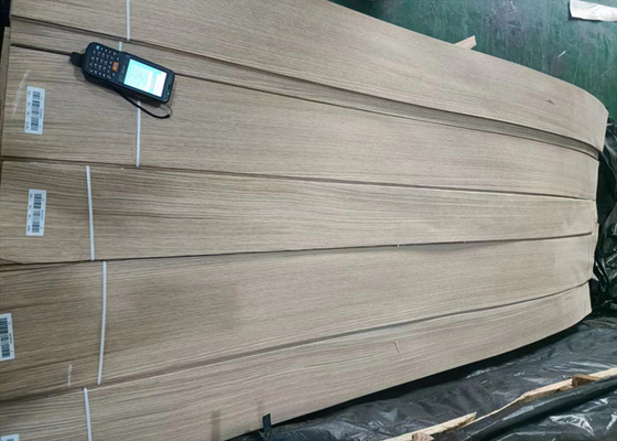 Quarter Sawn Natural White Oak Veneer Plywood Sheets For Furniture