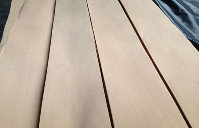 Red Beech Quarter Cut Plywood Veneer Furniture With Yellow And Uniform Color