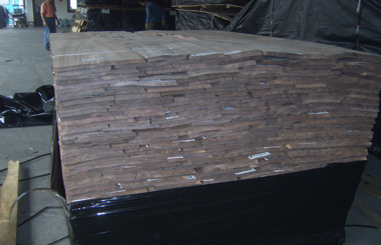 Crown Cut Black Walnut Wood Veneer ,  Natural Wooden Veneer  Sheets