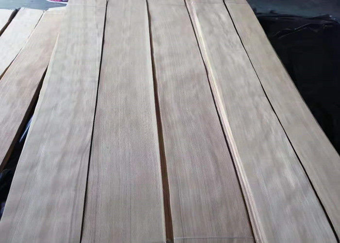 Quarter Cut Ash Wood Veneer Sheets For Hotel Decoration AAA Grade