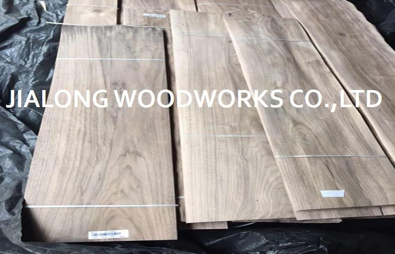 Slice Cut American Wood Flooring Veneer / Walnut Wood Veneer For Floor Surface